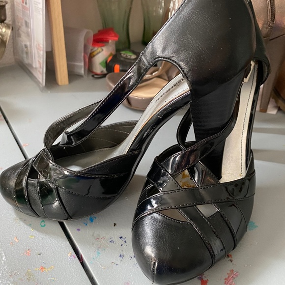 FERGIELICIOUS shoes by FERGIE SIZE 9